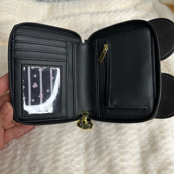 Betsey Johnson Panda folding wallet zip around - Picture 5 of 9